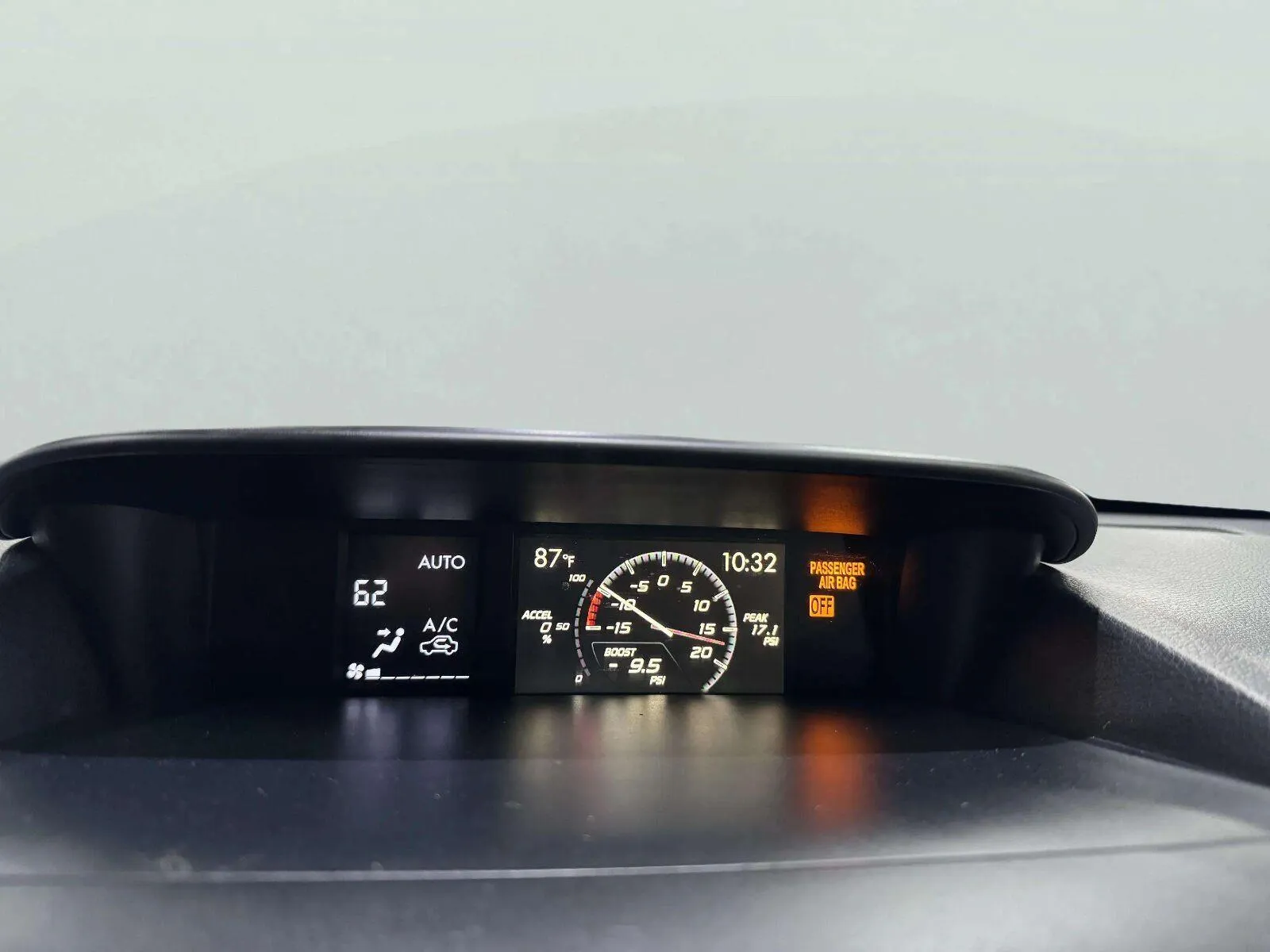 Subaru WRX photo 27