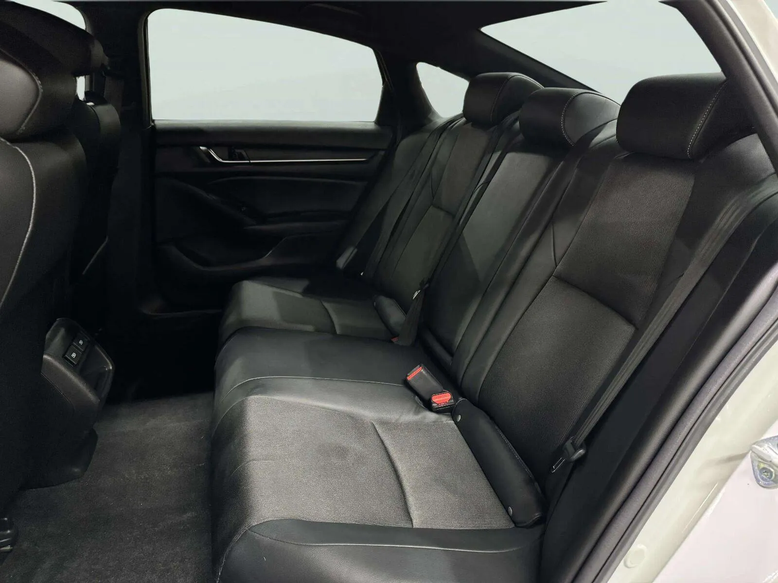 Honda Accord photo 42
