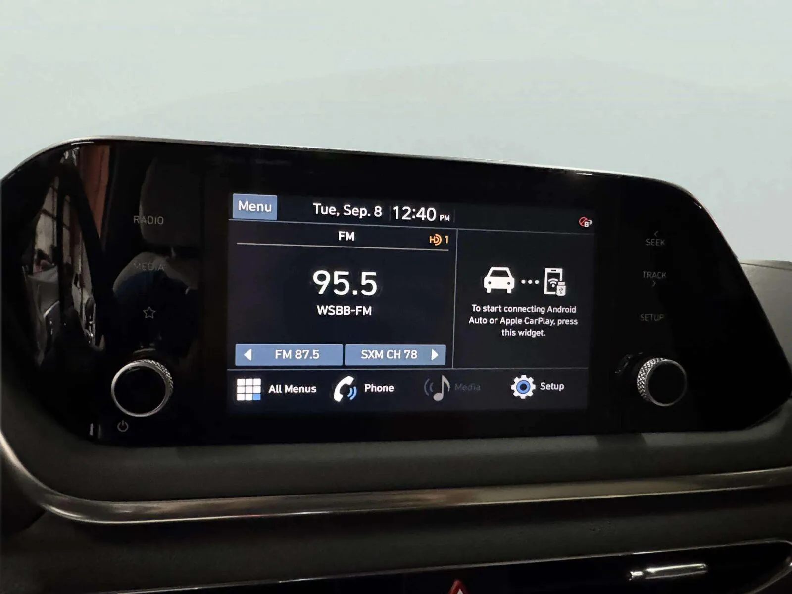 Hyundai Sonata photo 26