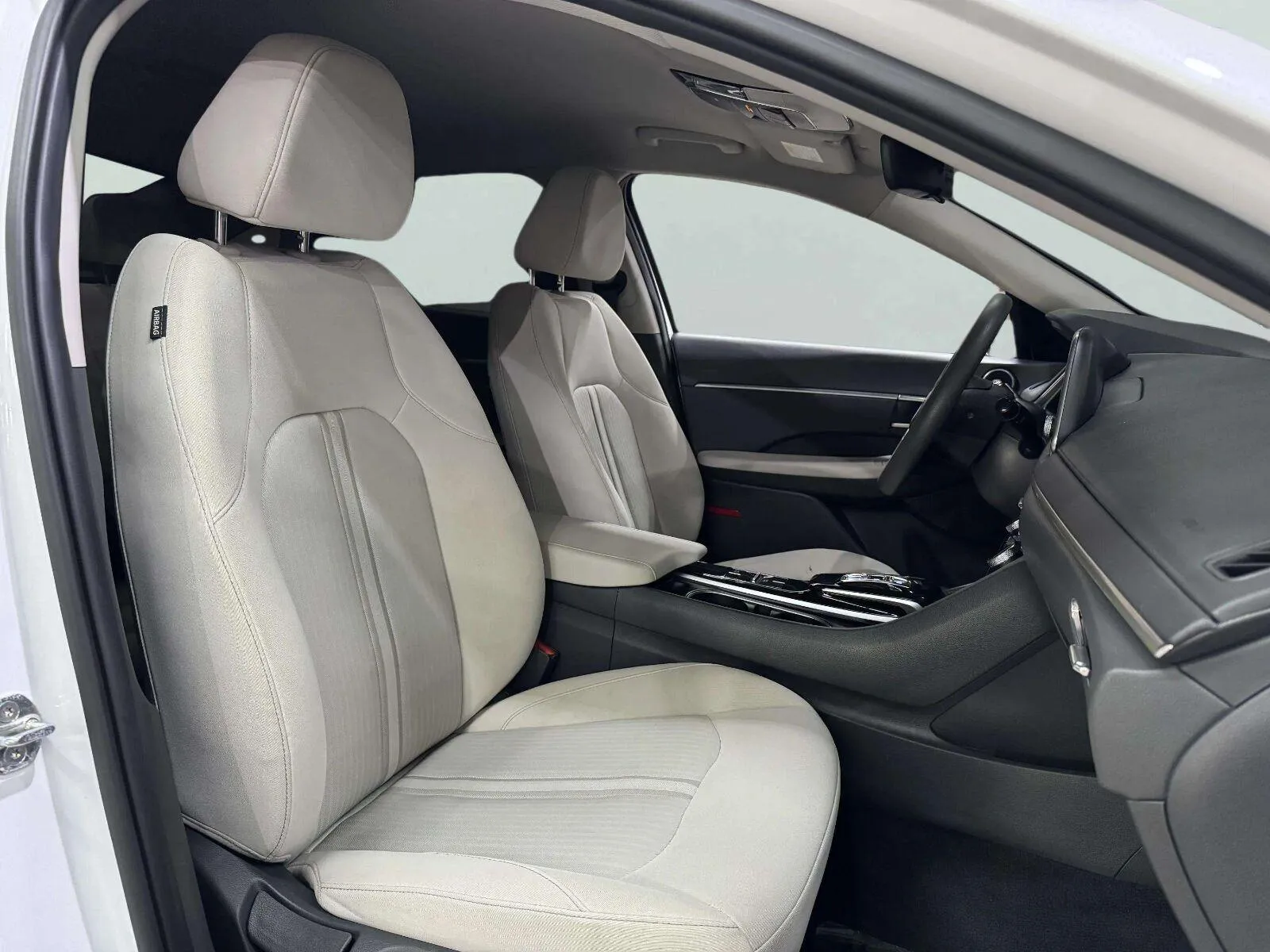 Hyundai Sonata photo 33