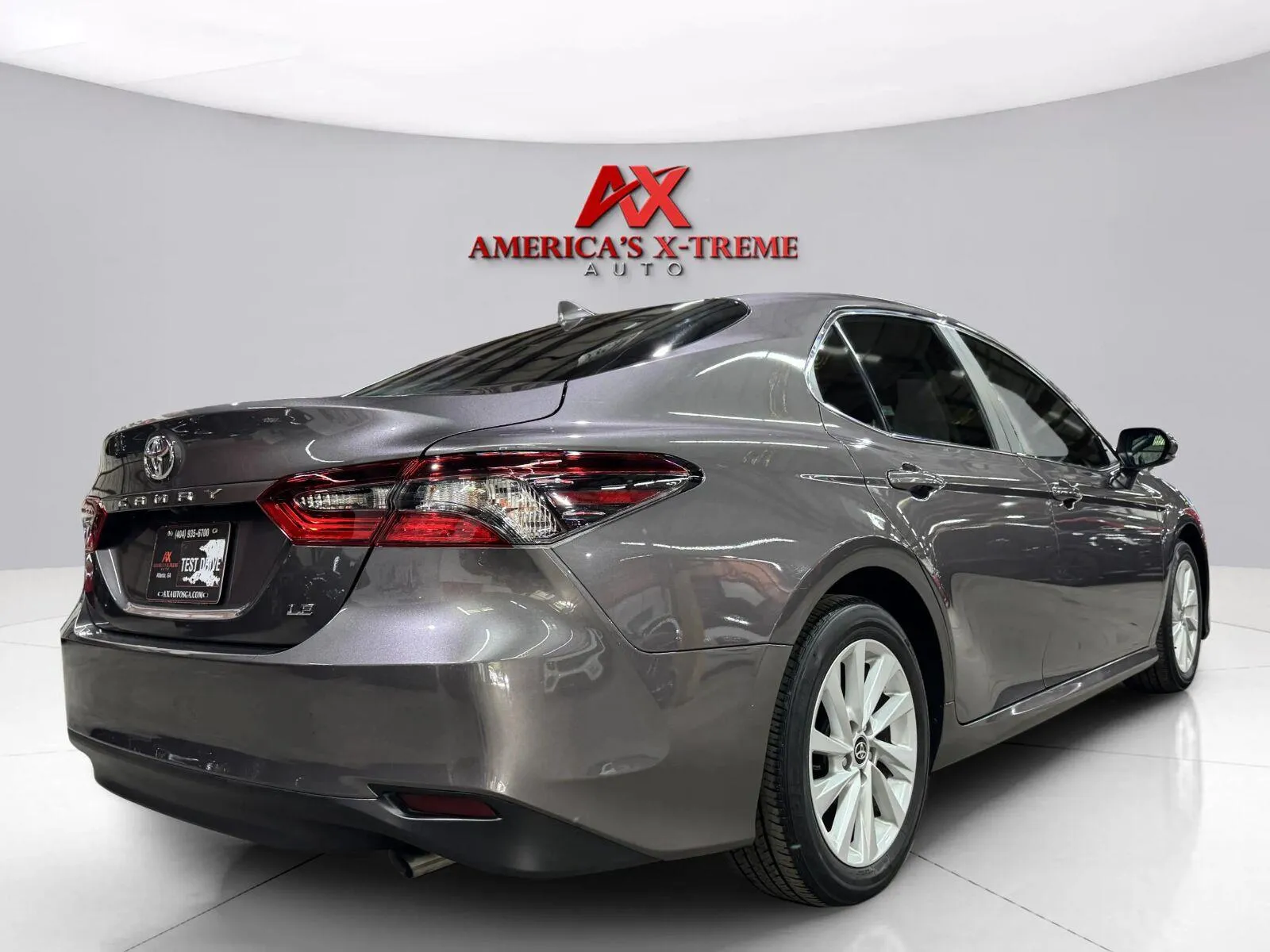 Toyota Camry photo 7