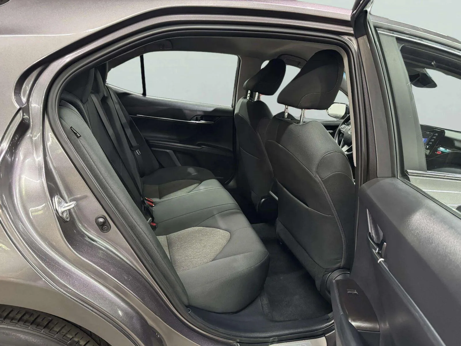 Toyota Camry photo 33