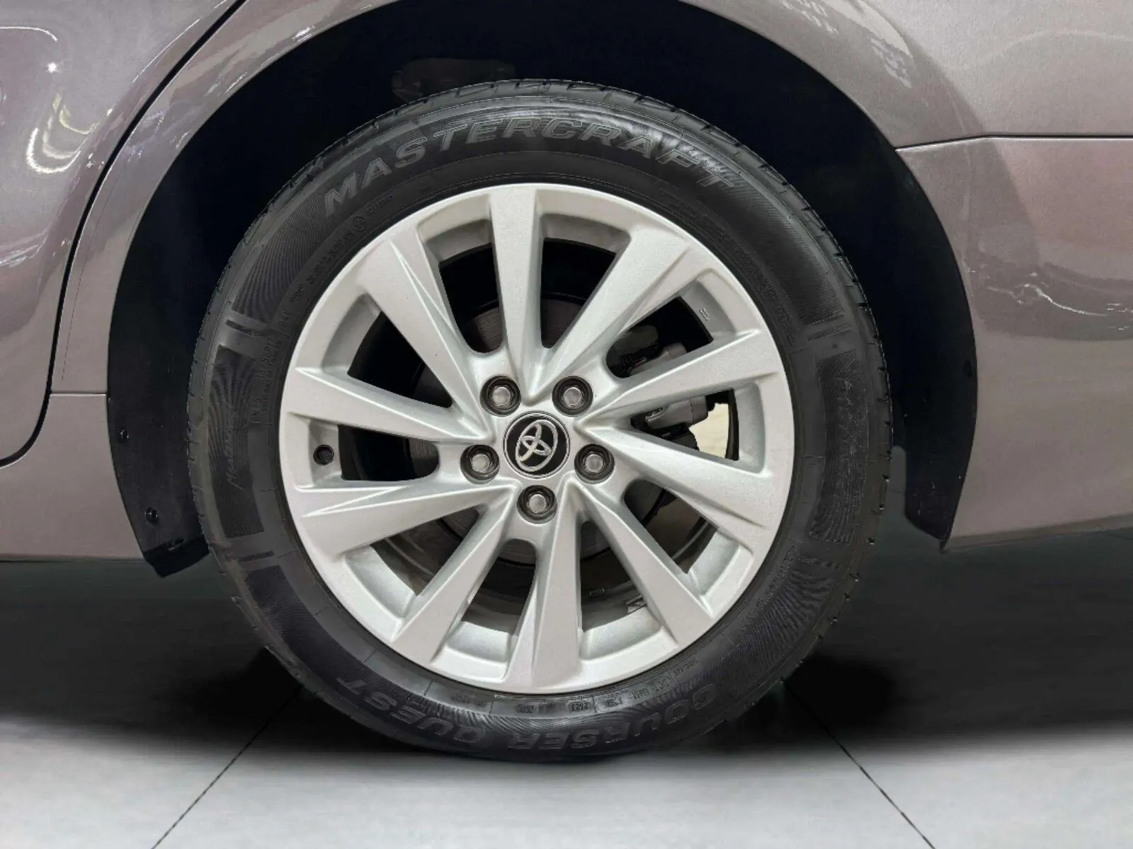 Toyota Camry photo 38
