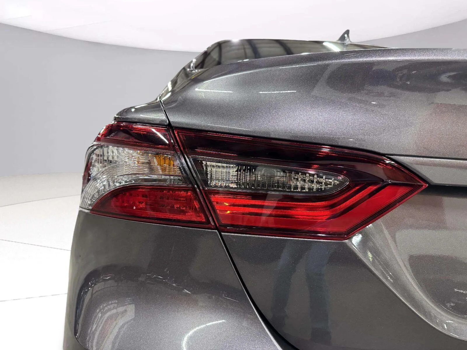 Toyota Camry photo 14