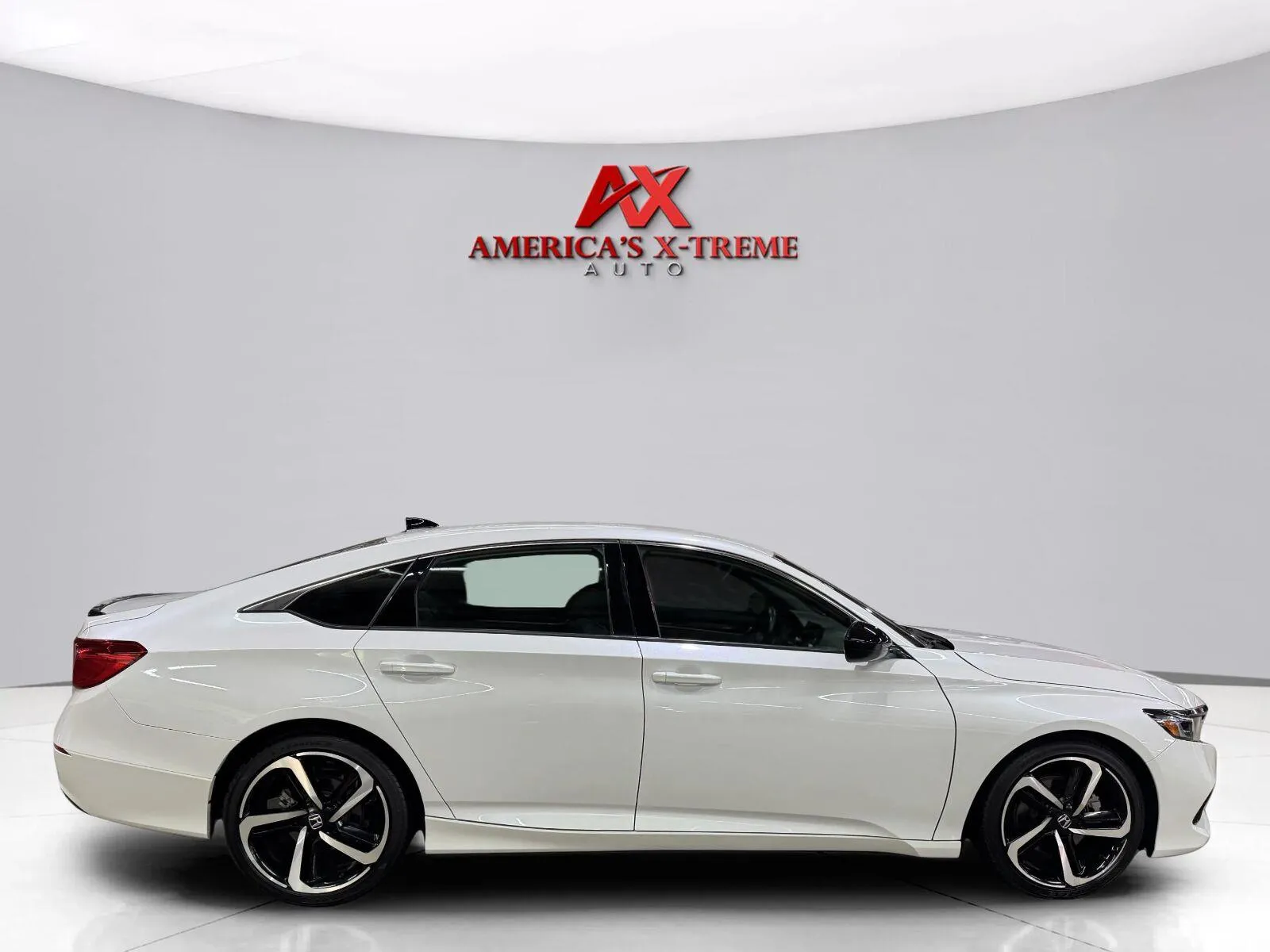 Honda Accord photo 8