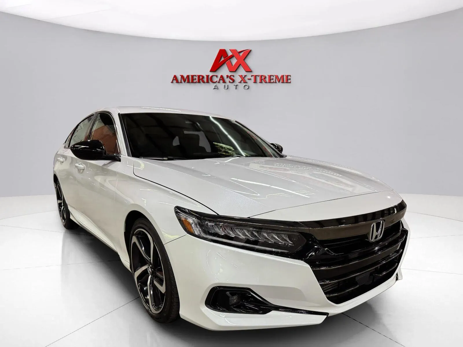 Honda Accord photo 9