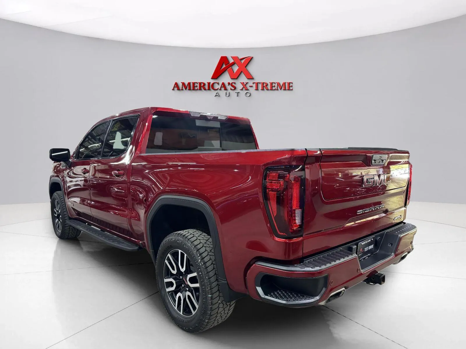 GMC Sierra photo 5