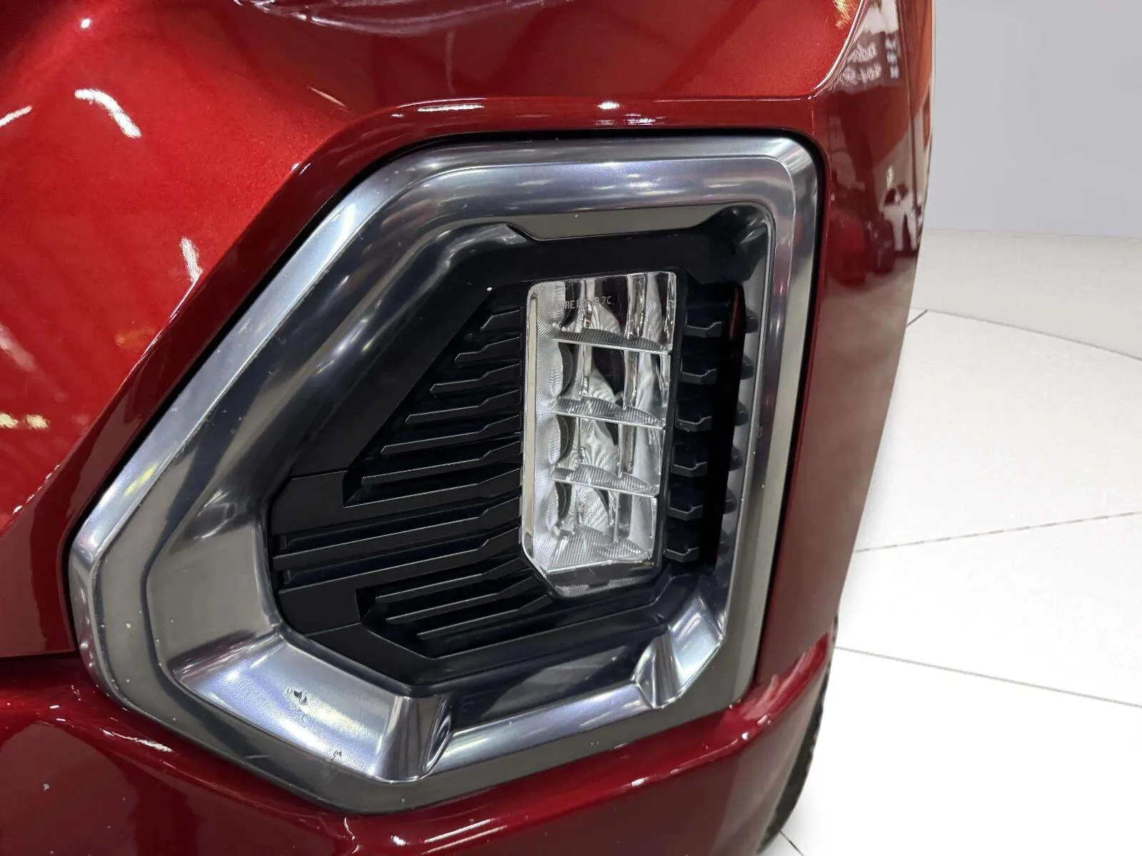 GMC Sierra photo 12