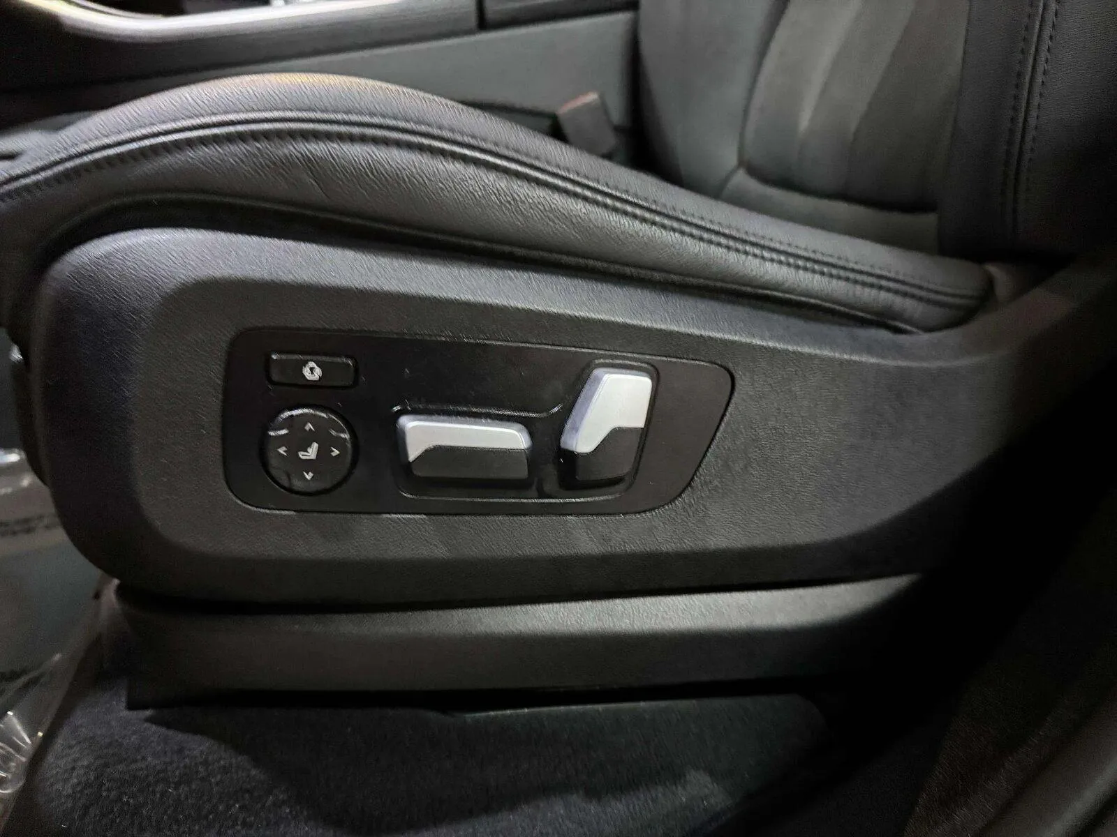 BMW X5 photo 23