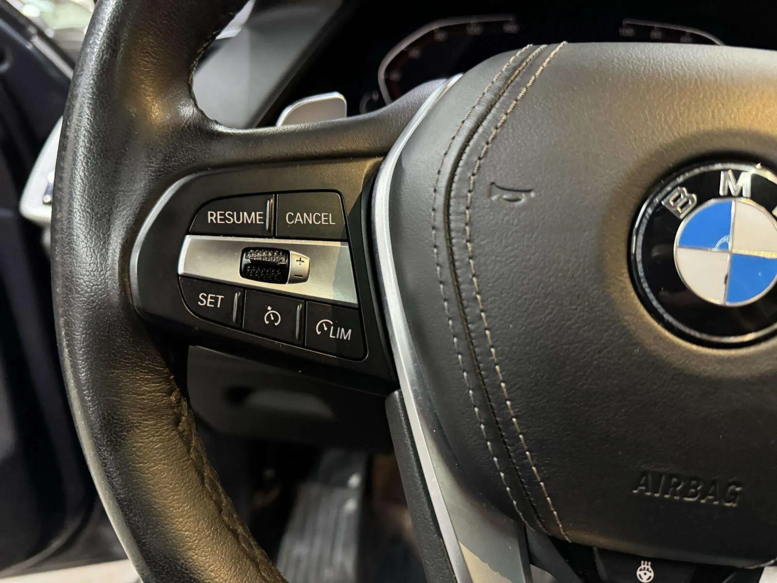 BMW X5 photo 28