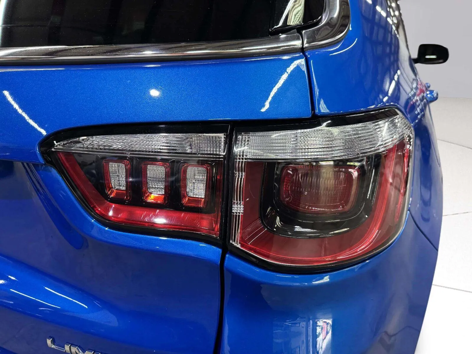 Jeep Compass photo 14
