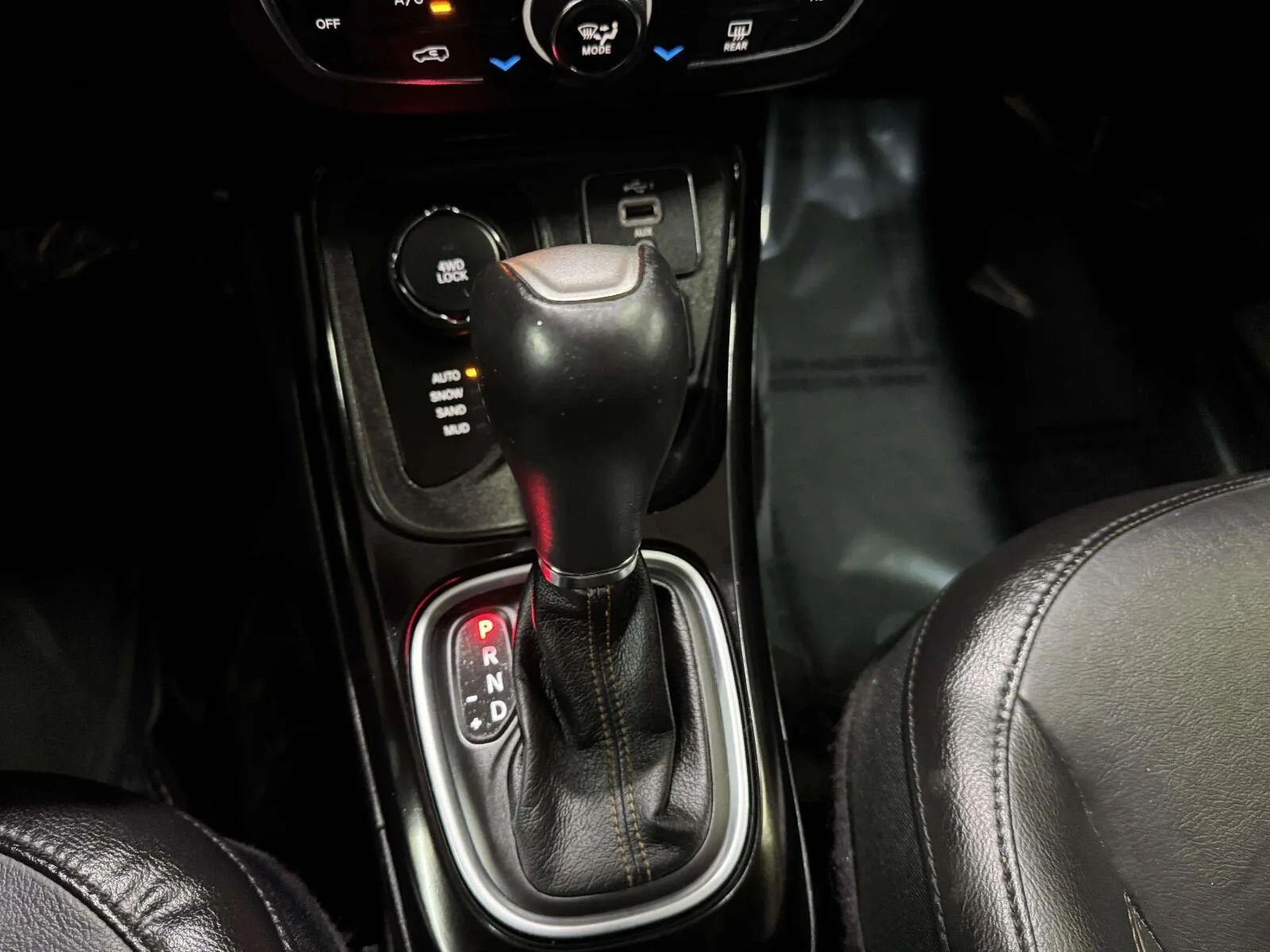 Jeep Compass photo 34