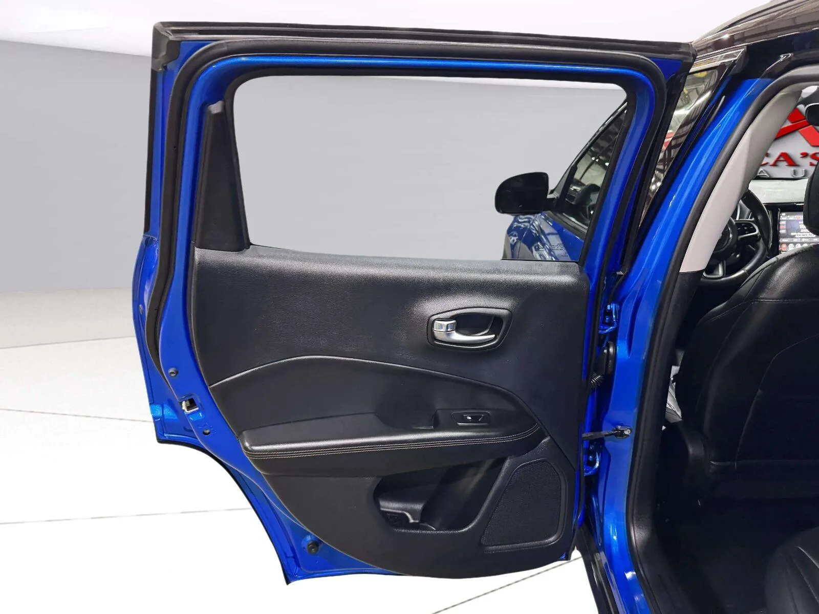 Jeep Compass photo 43