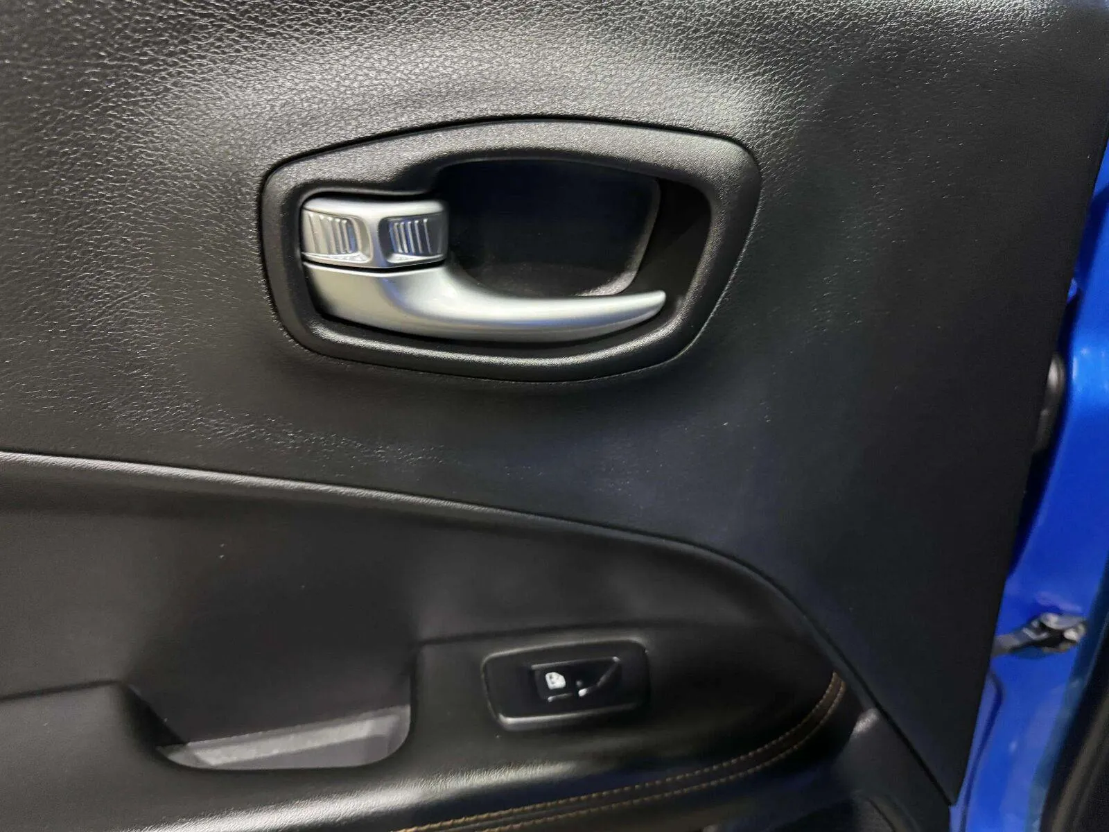Jeep Compass photo 44