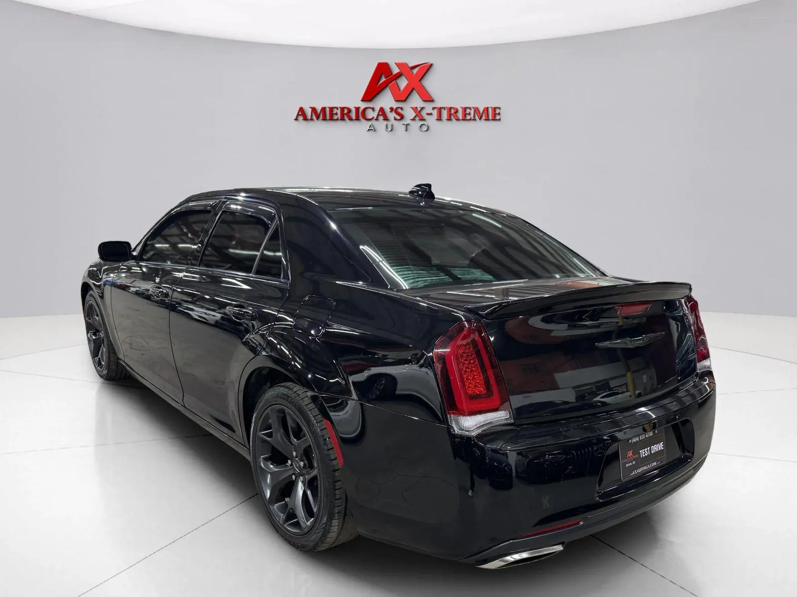 Chrysler 300 photo 6