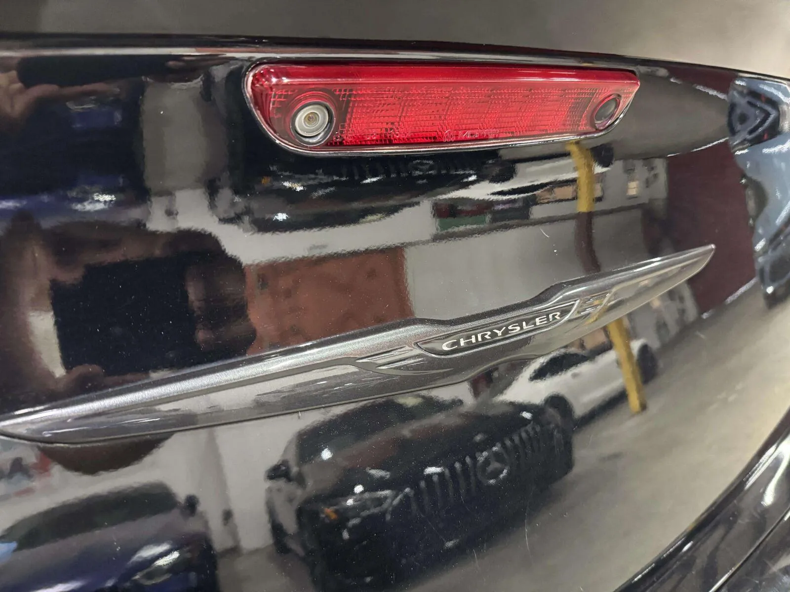 Chrysler 300 photo 18