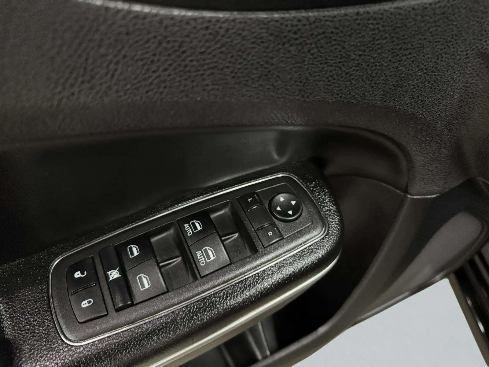 Chrysler 300 photo 21