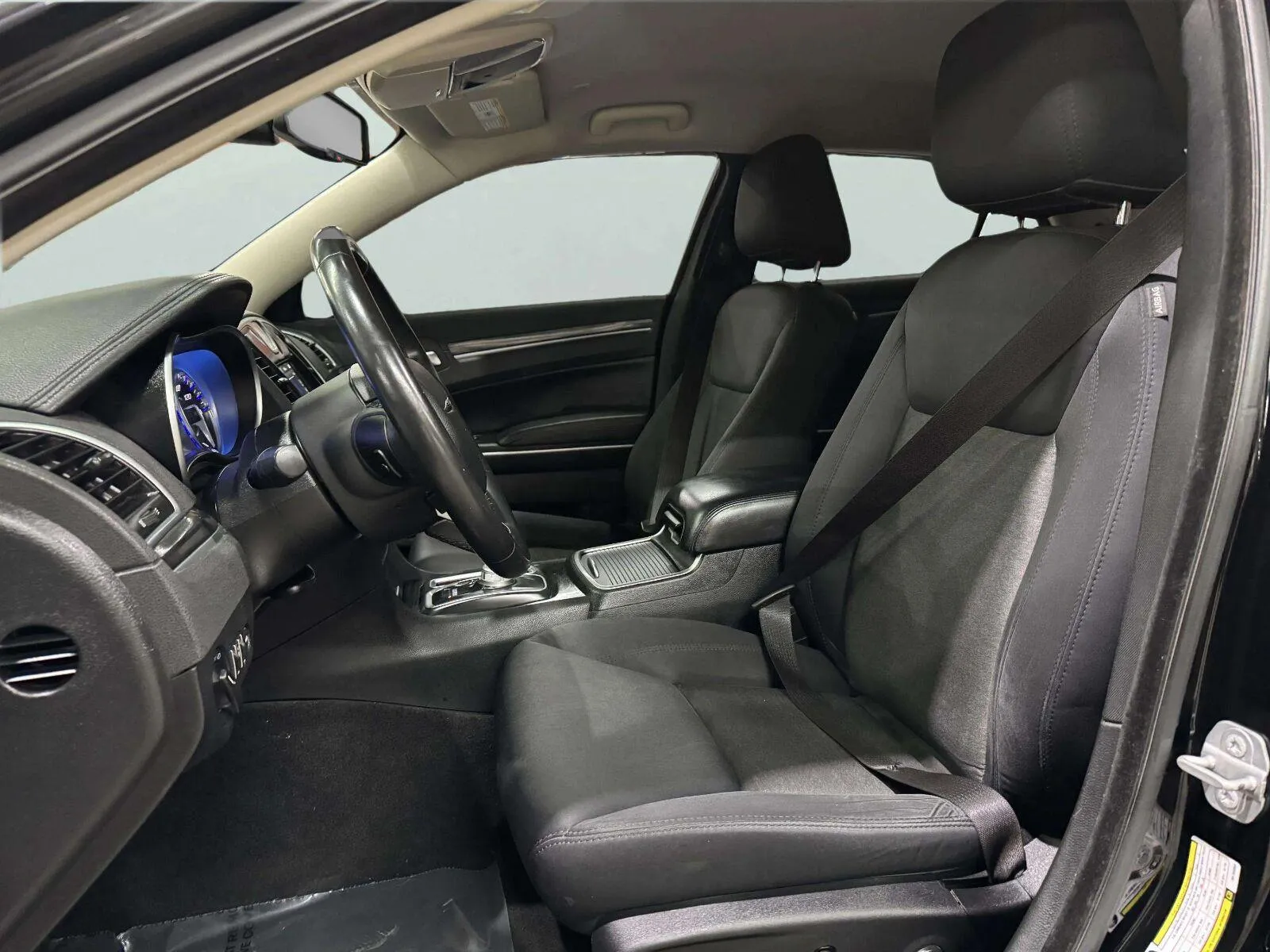 Chrysler 300 photo 23