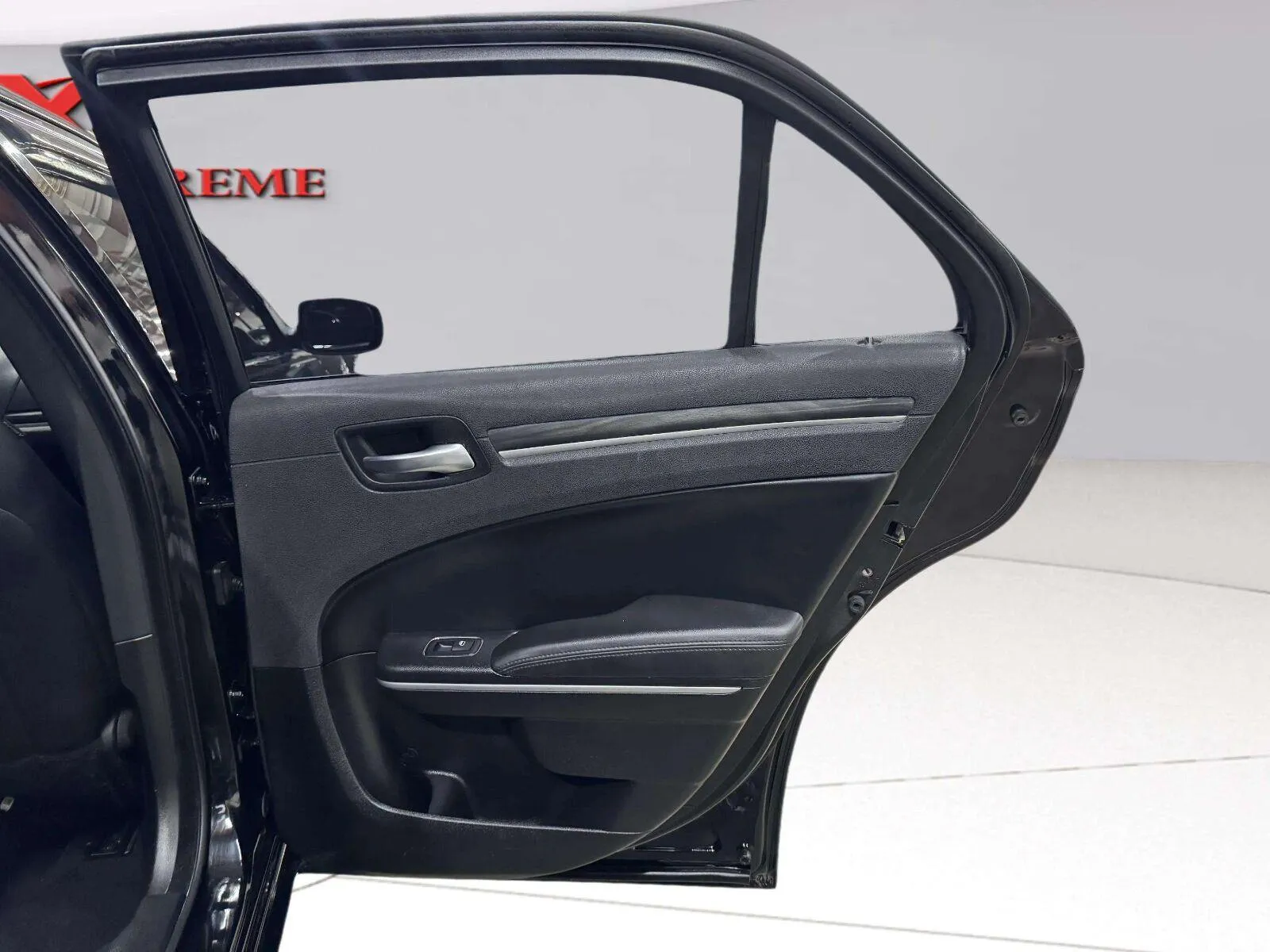 Chrysler 300 photo 40