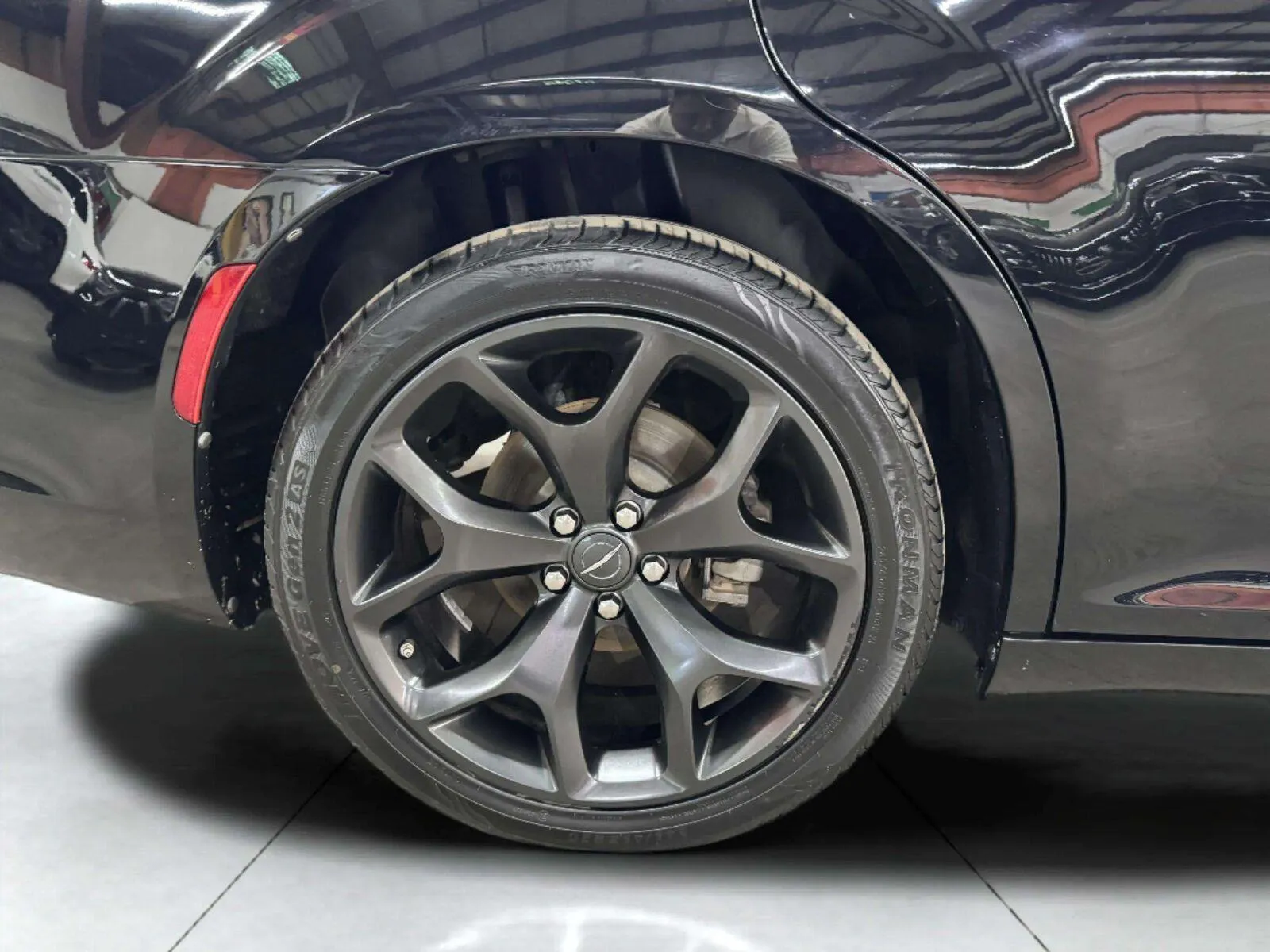 Chrysler 300 photo 54