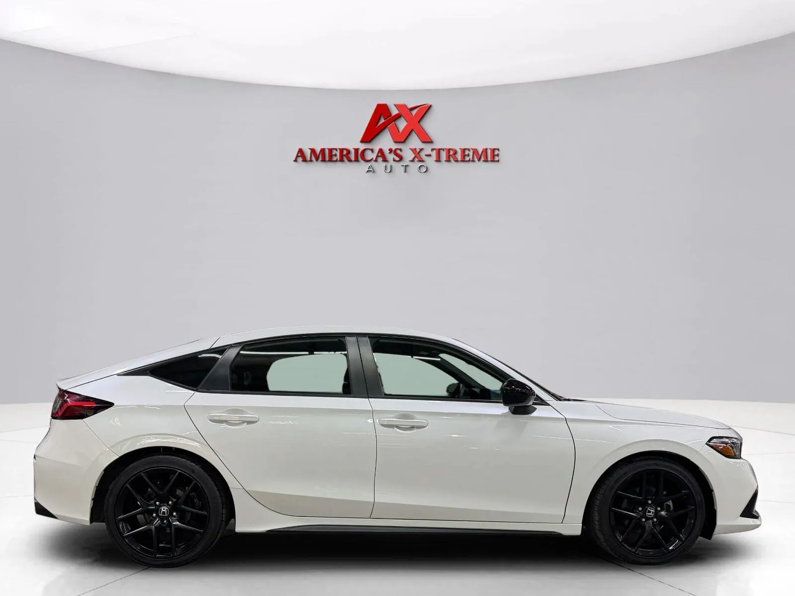 Honda Civic photo 8