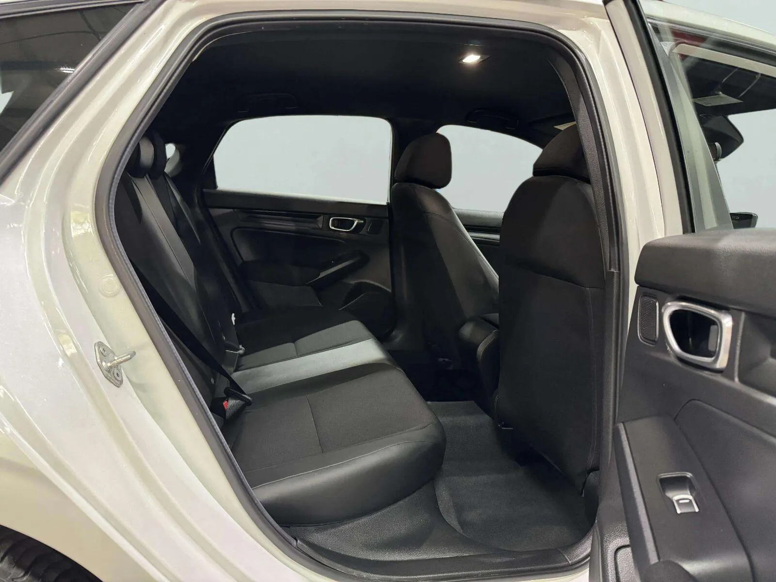 Honda Civic photo 34
