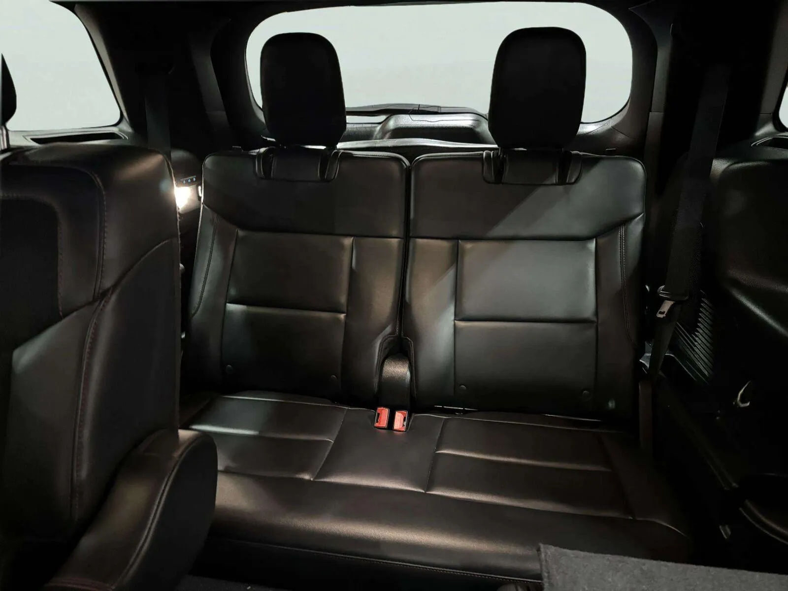 Ford Explorer photo 44