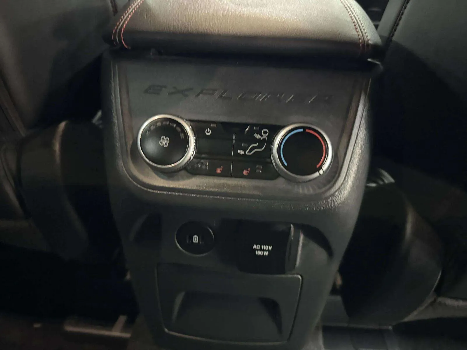 Ford Explorer photo 51