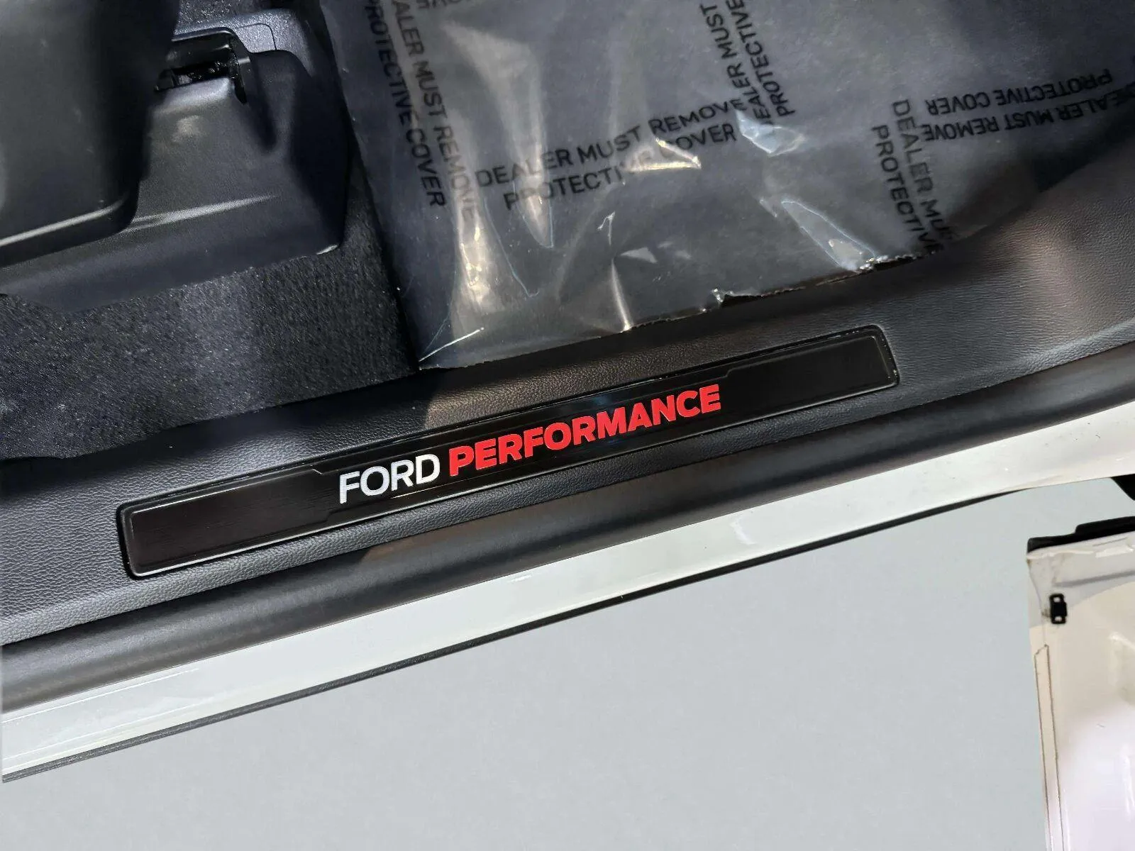 Ford Explorer photo 53