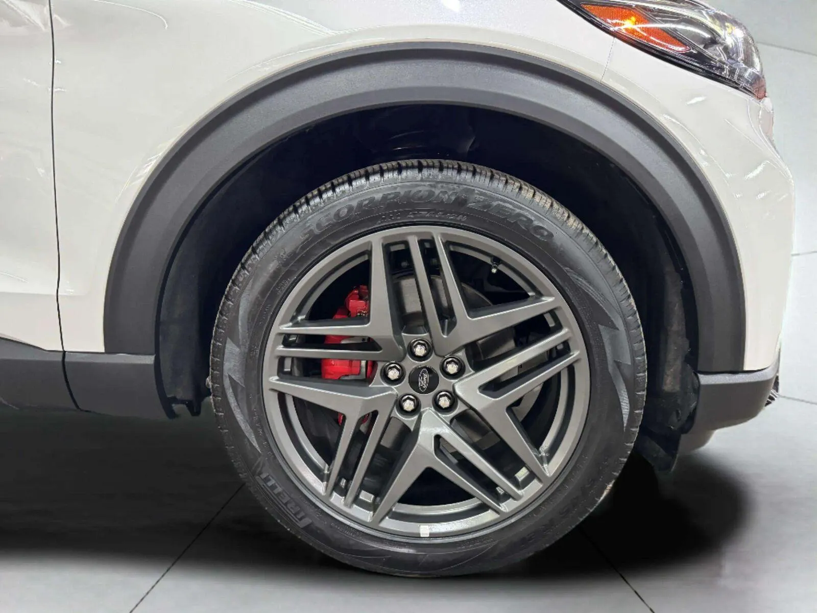 Ford Explorer photo 61
