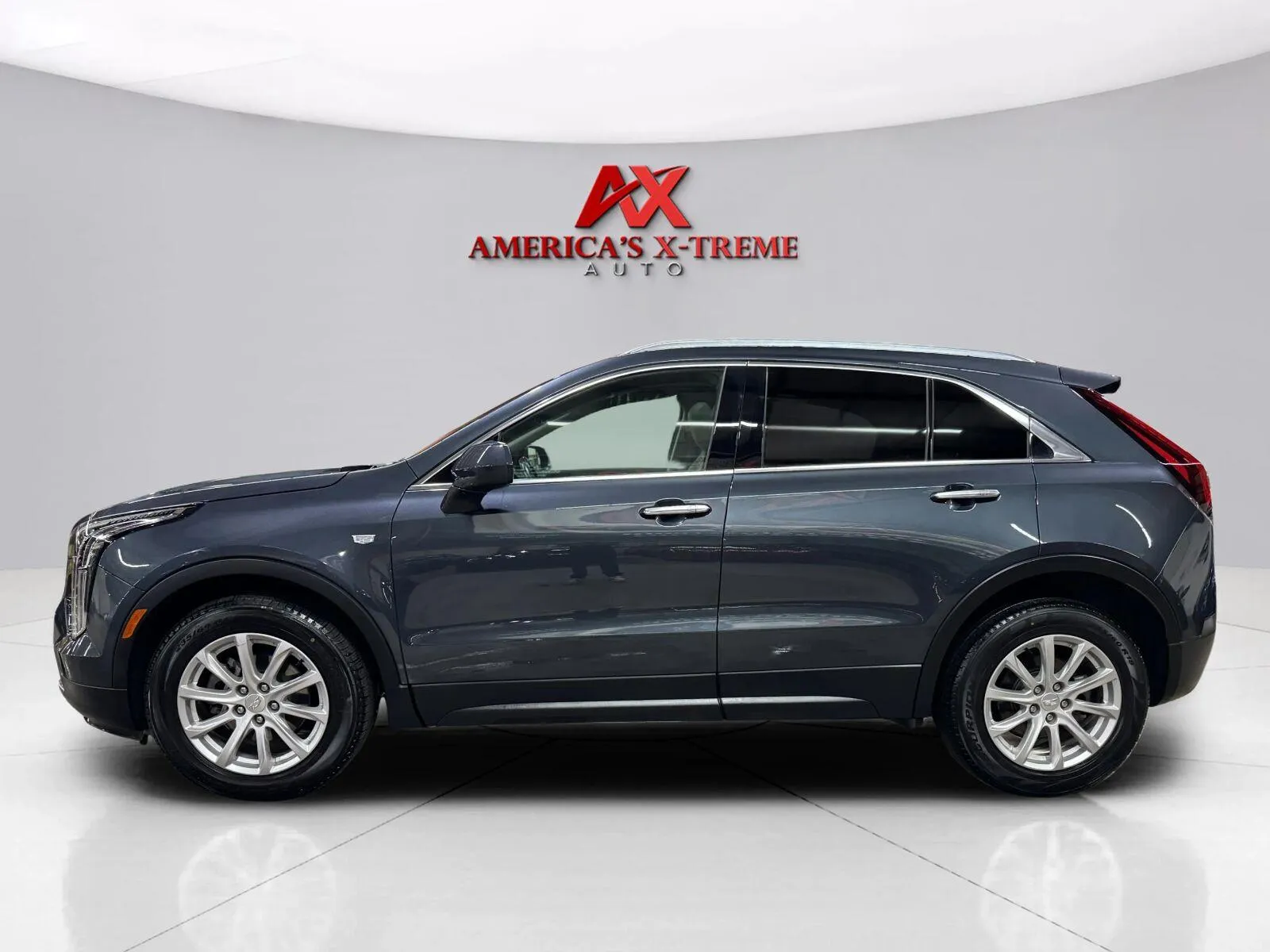 Cadillac XT4 photo 8