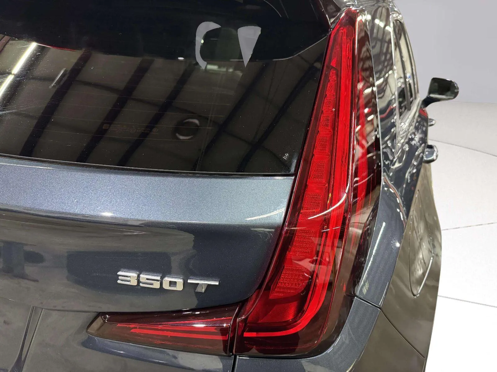 Cadillac XT4 photo 17