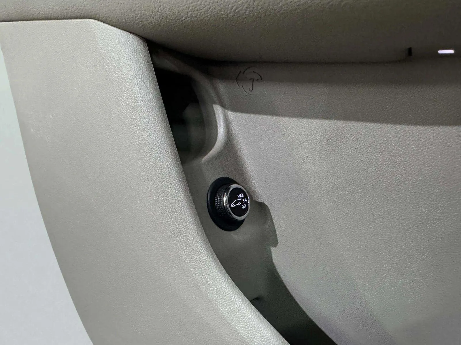 Cadillac XT4 photo 30