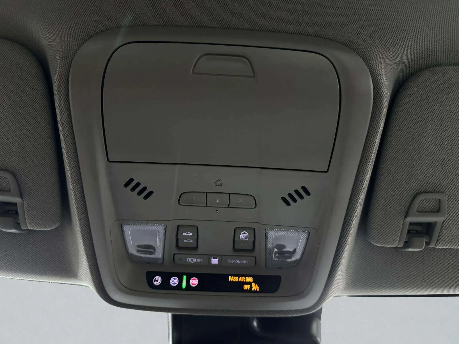 Cadillac XT4 photo 44
