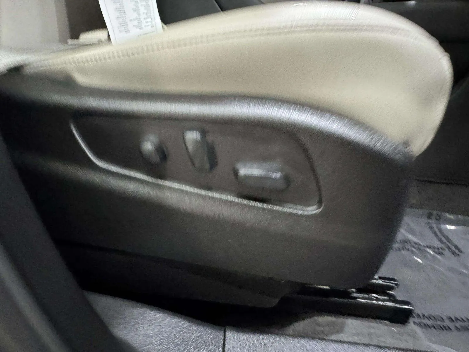 Cadillac XT4 photo 63