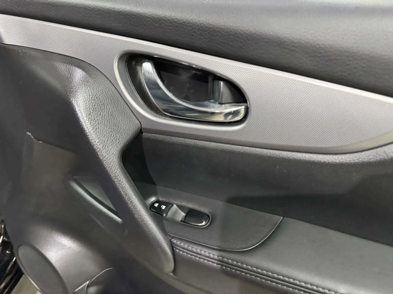 Nissan Rogue Sport photo 48