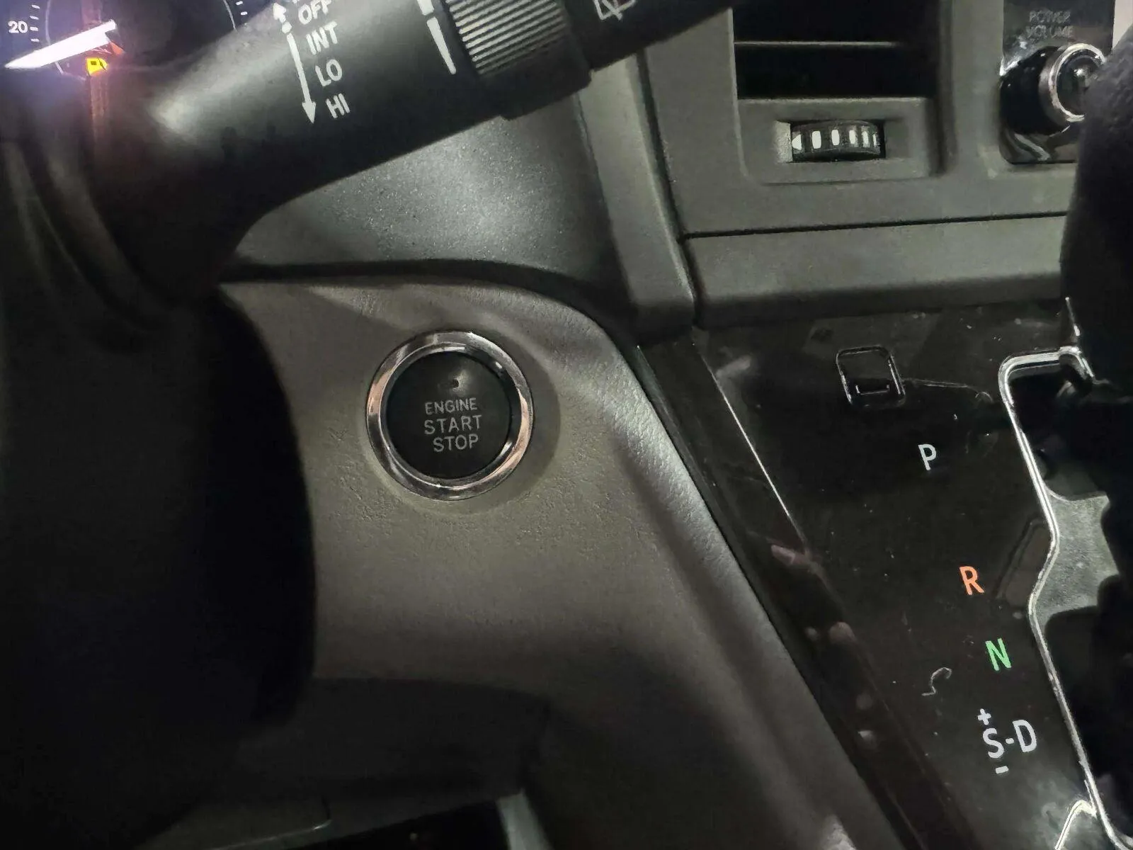 Toyota Sienna photo 32