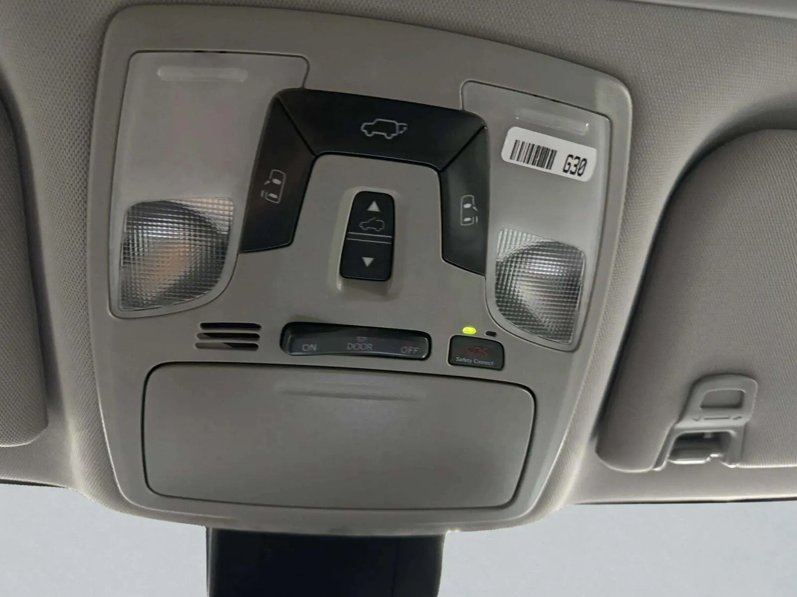 Toyota Sienna photo 36