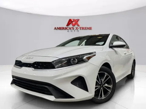 White 2024 Kia Forte LXS for sale in Atlanta, GA