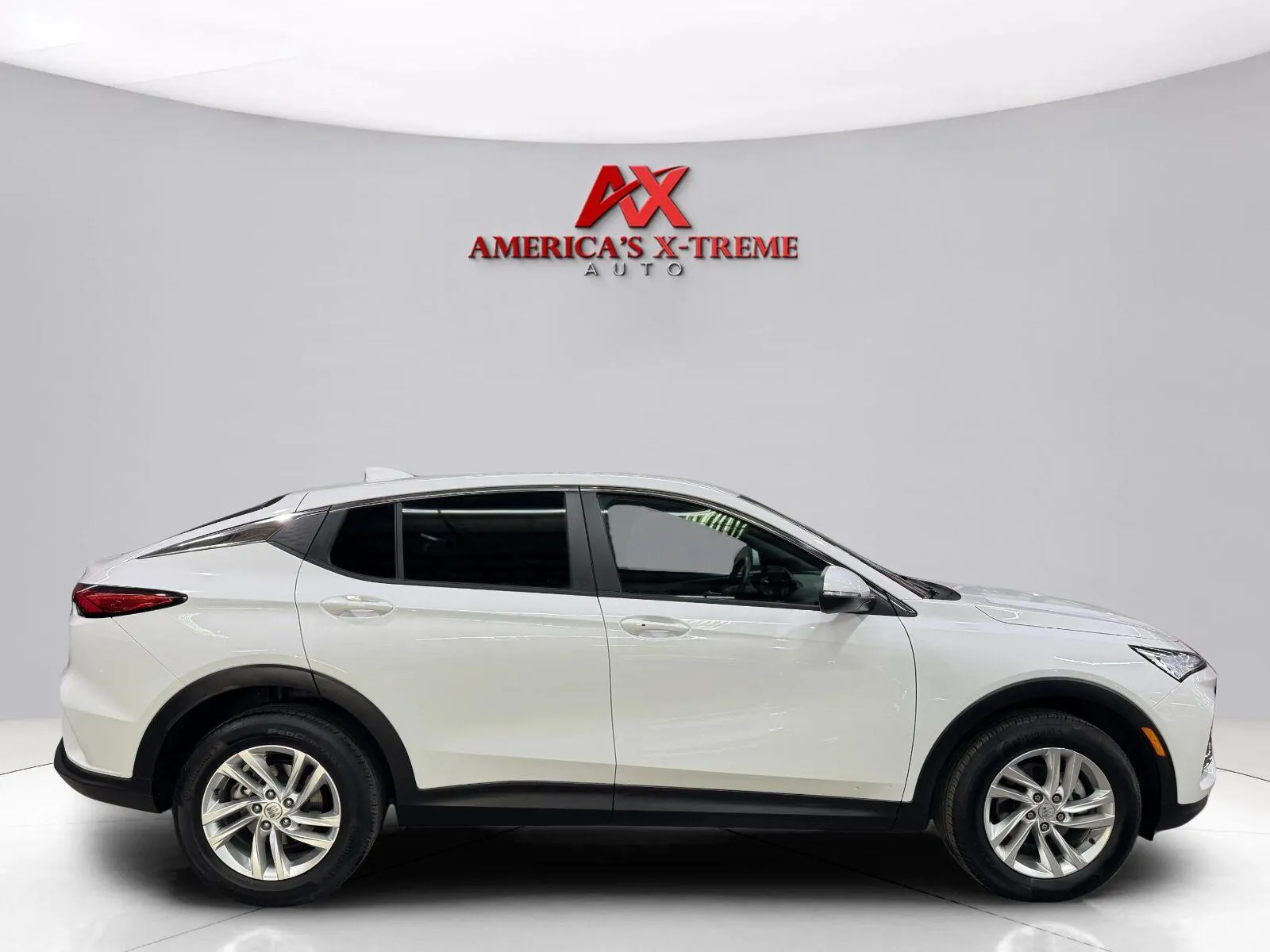 Buick Envista photo 8