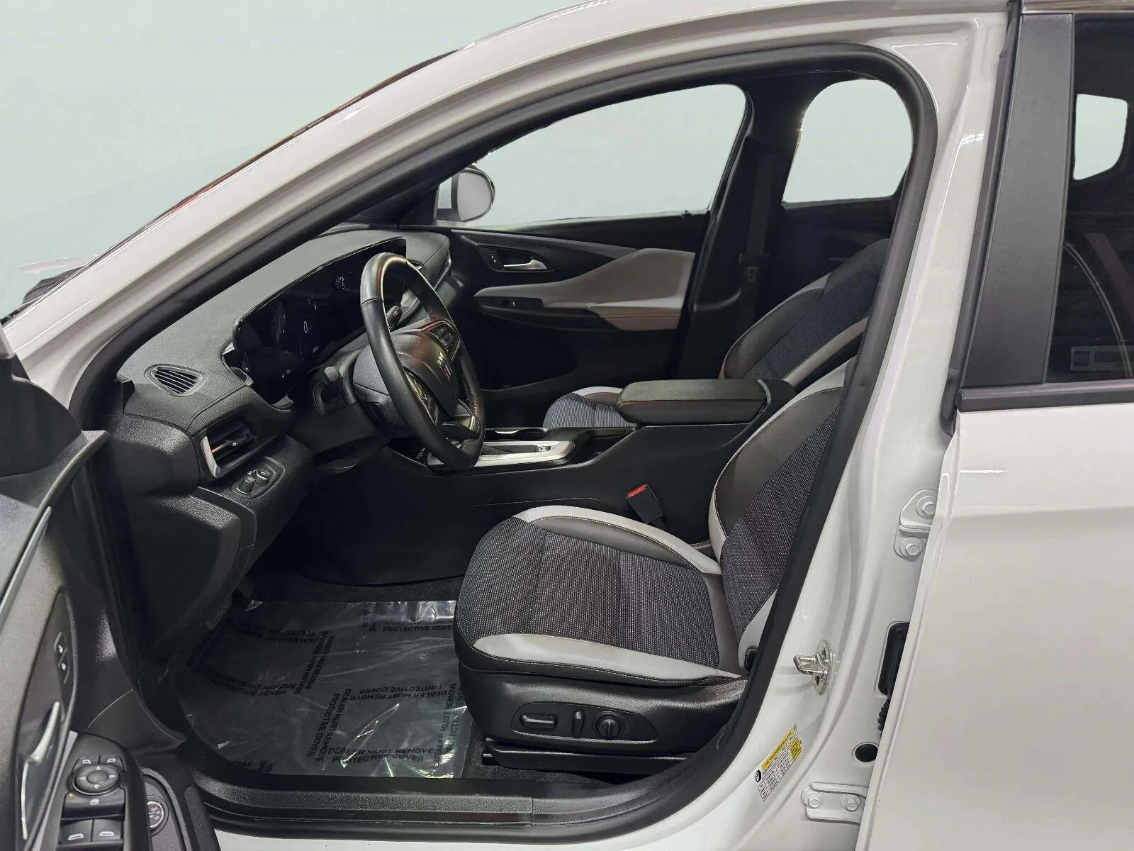 Buick Envista photo 22