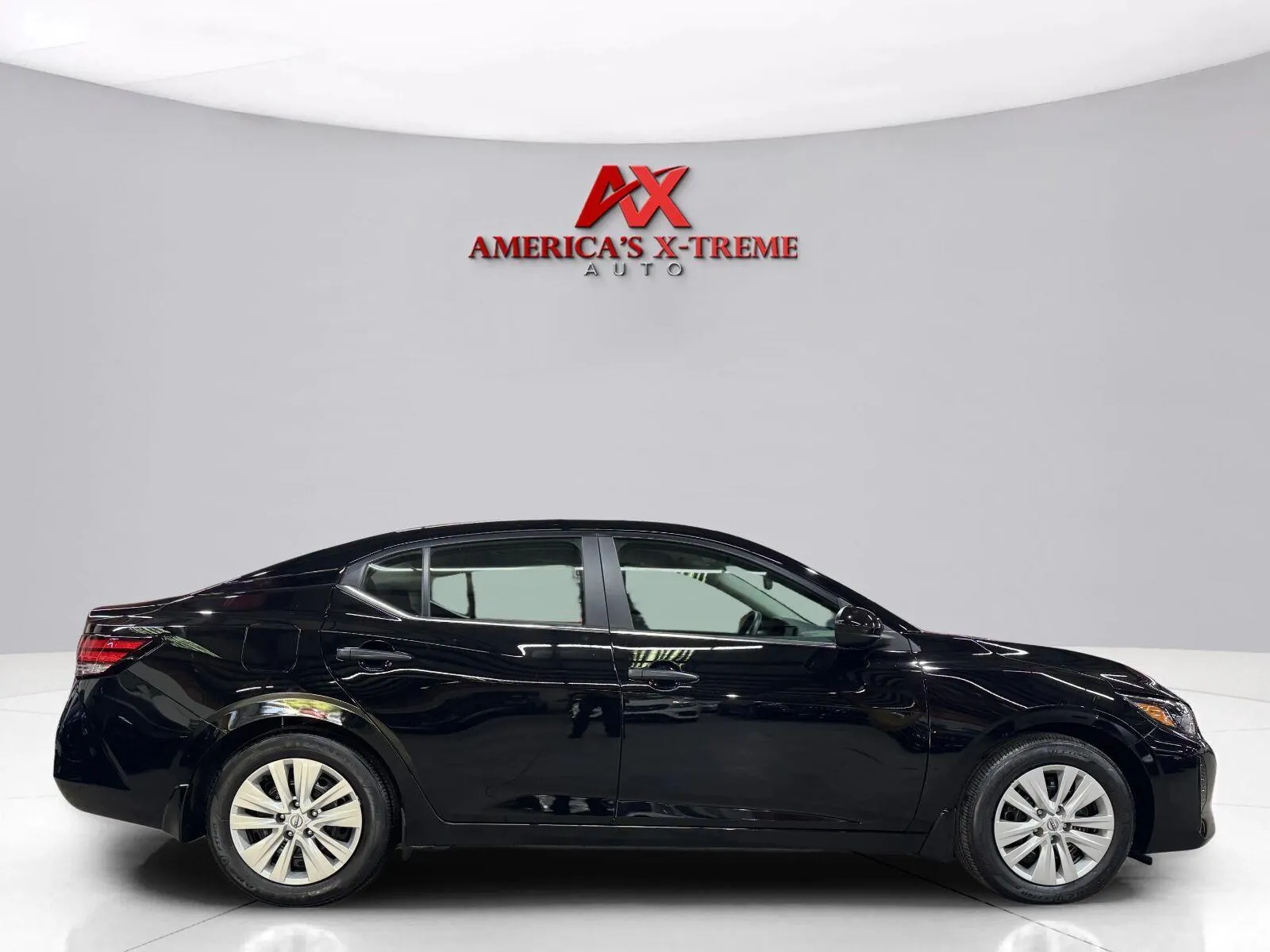 Nissan Sentra photo 8