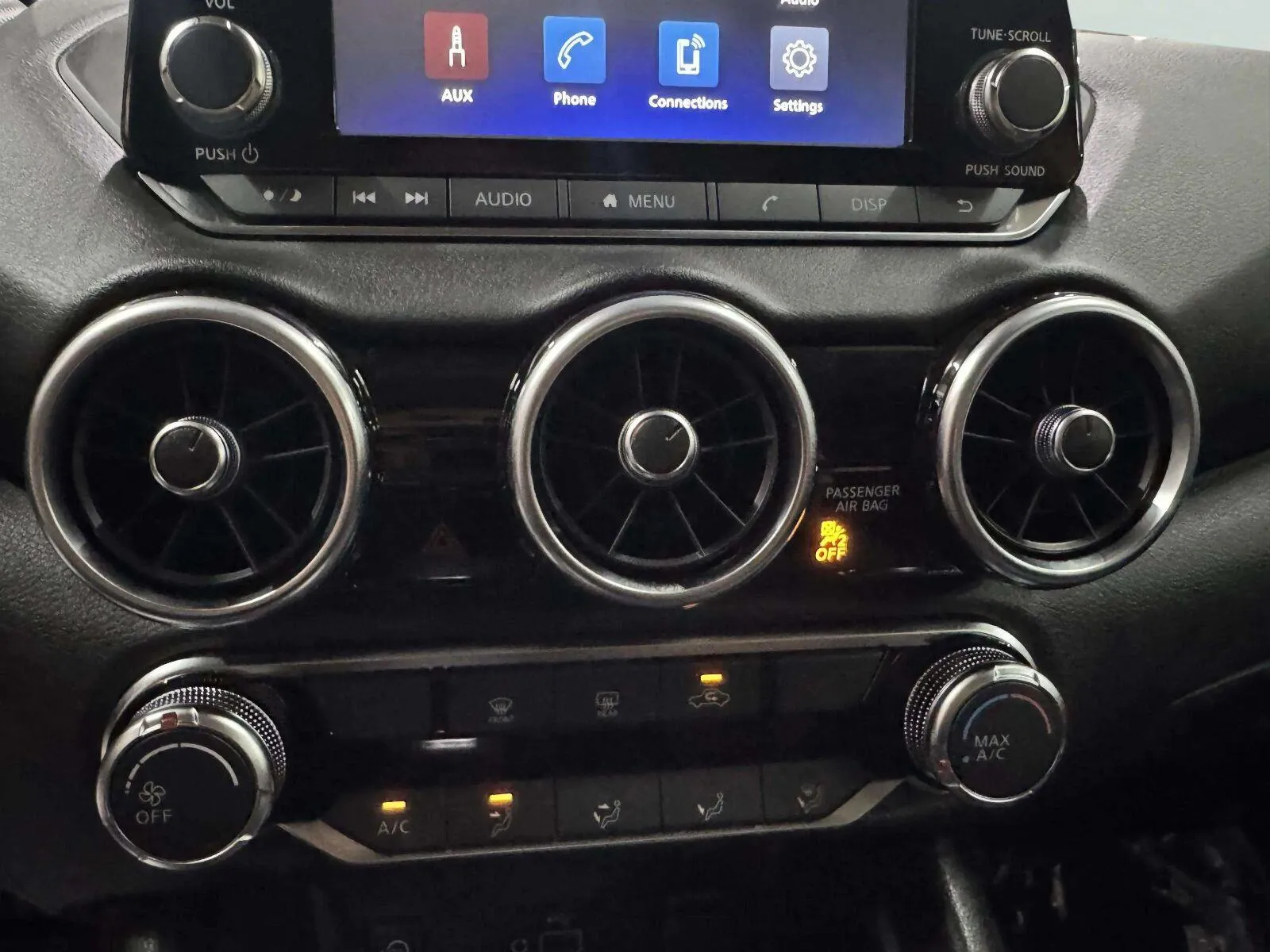 Nissan Sentra photo 15