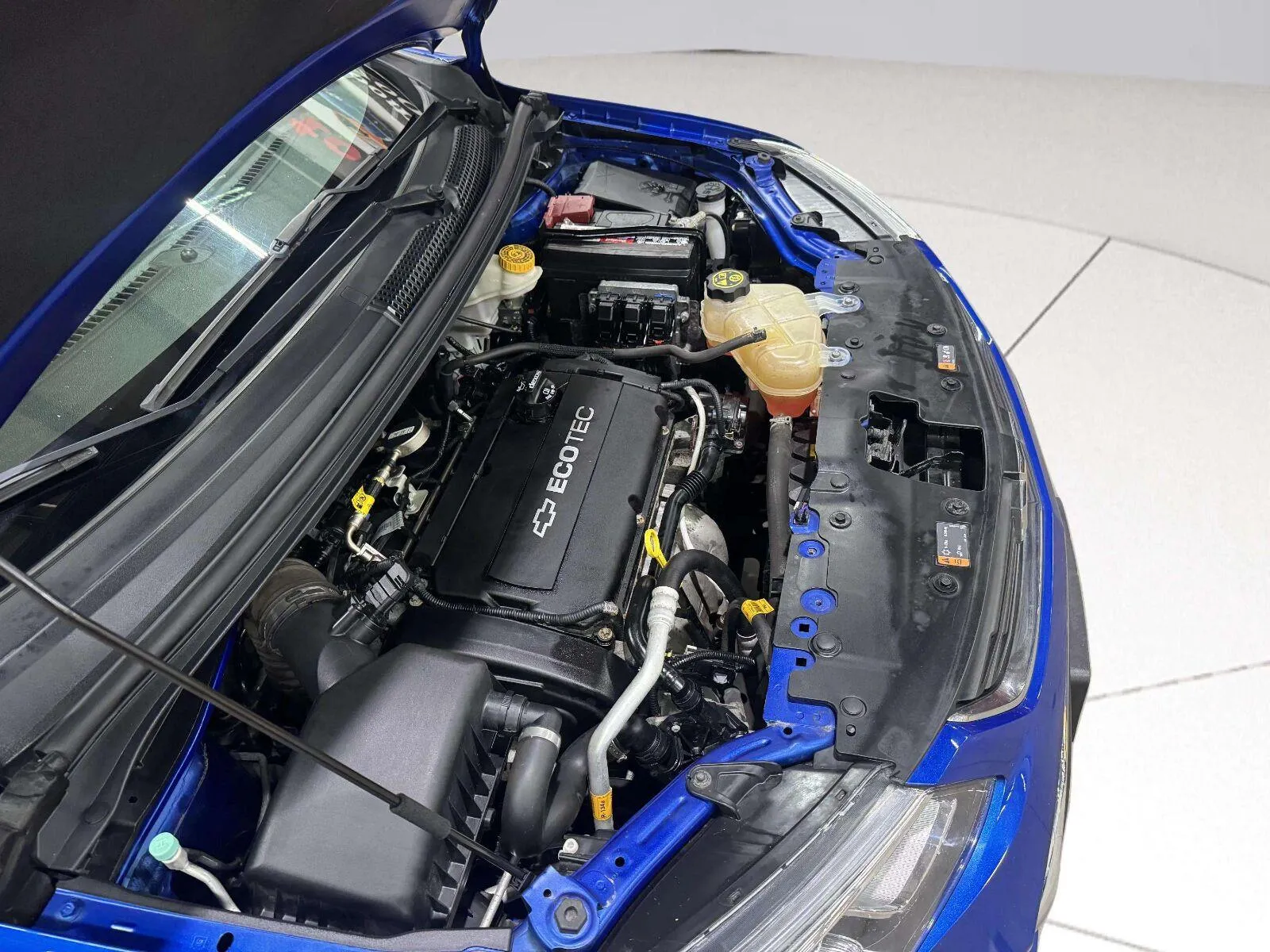 Chevrolet Sonic photo 18