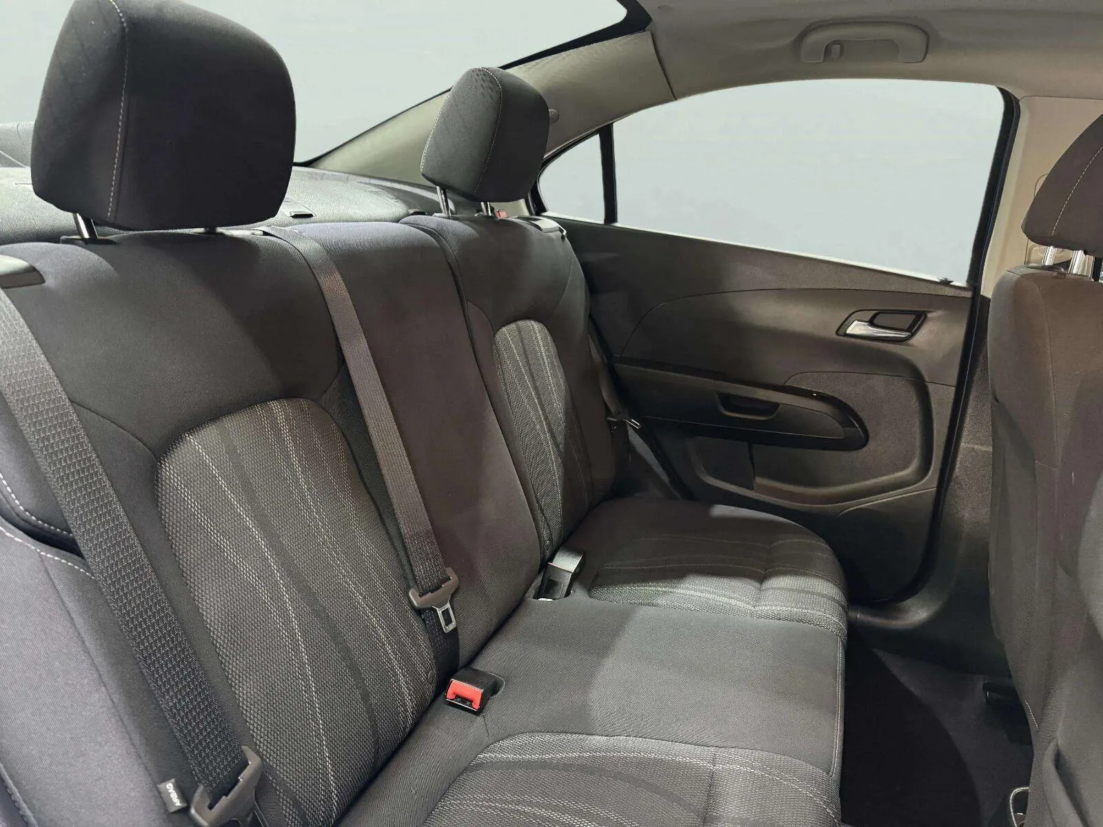 Chevrolet Sonic photo 34