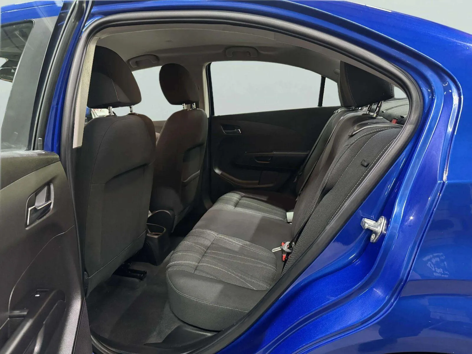 Chevrolet Sonic photo 35