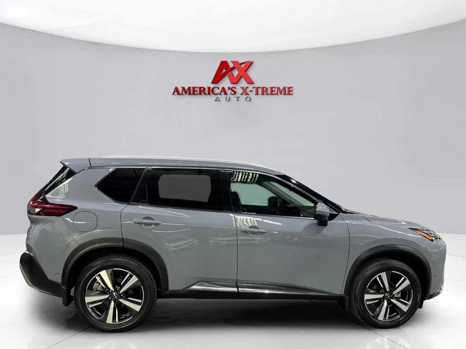 Nissan Rogue photo 8