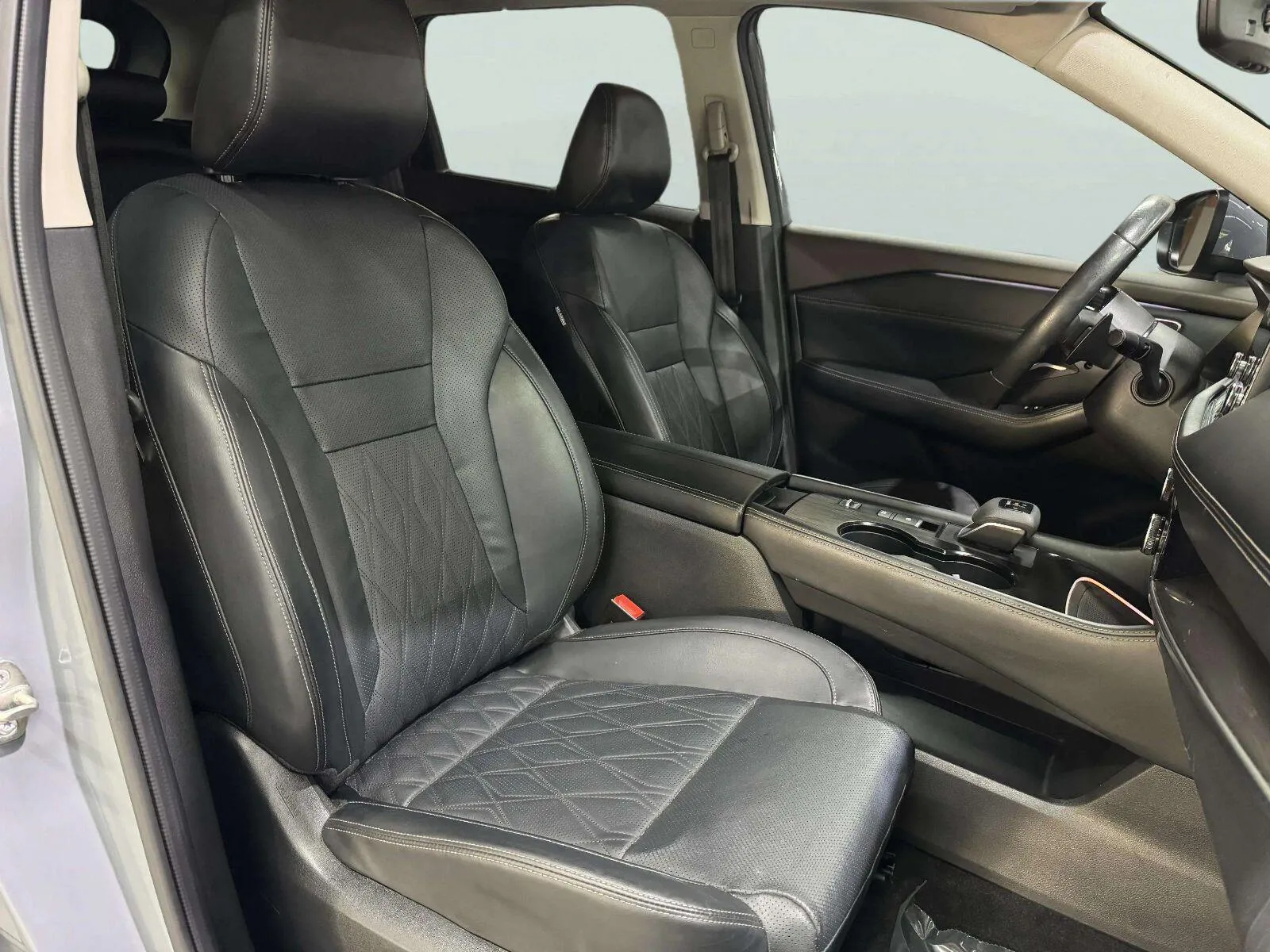 Nissan Rogue photo 29