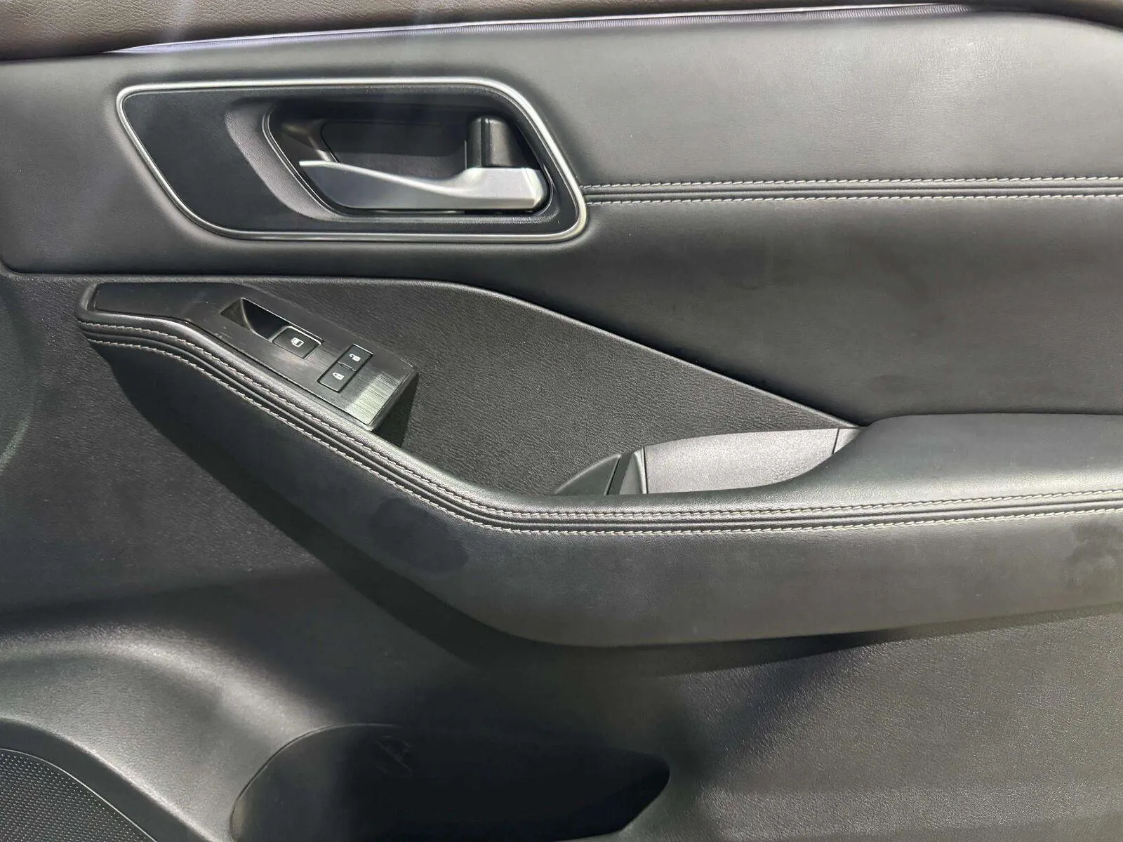 Nissan Rogue photo 30