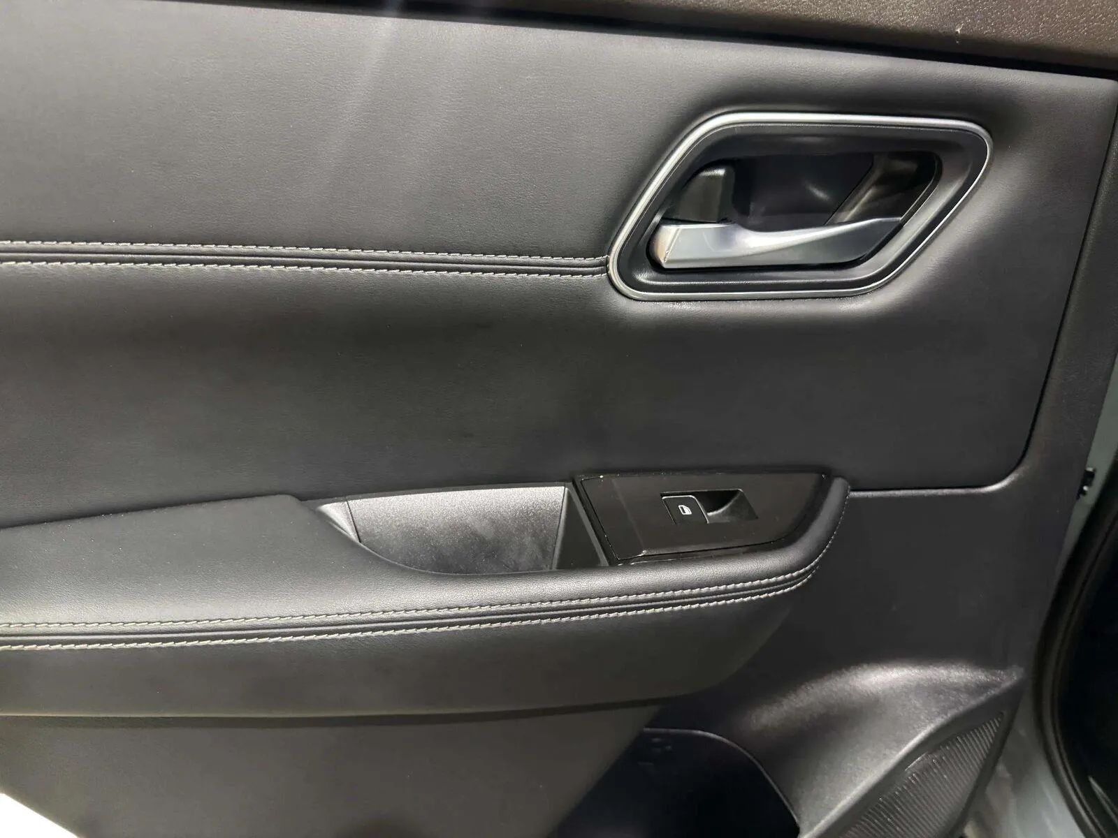 Nissan Rogue photo 35